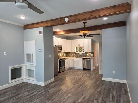 Photo of 2509 Avenue K #1, Galveston, TX 77550 (MLS # 80092717)