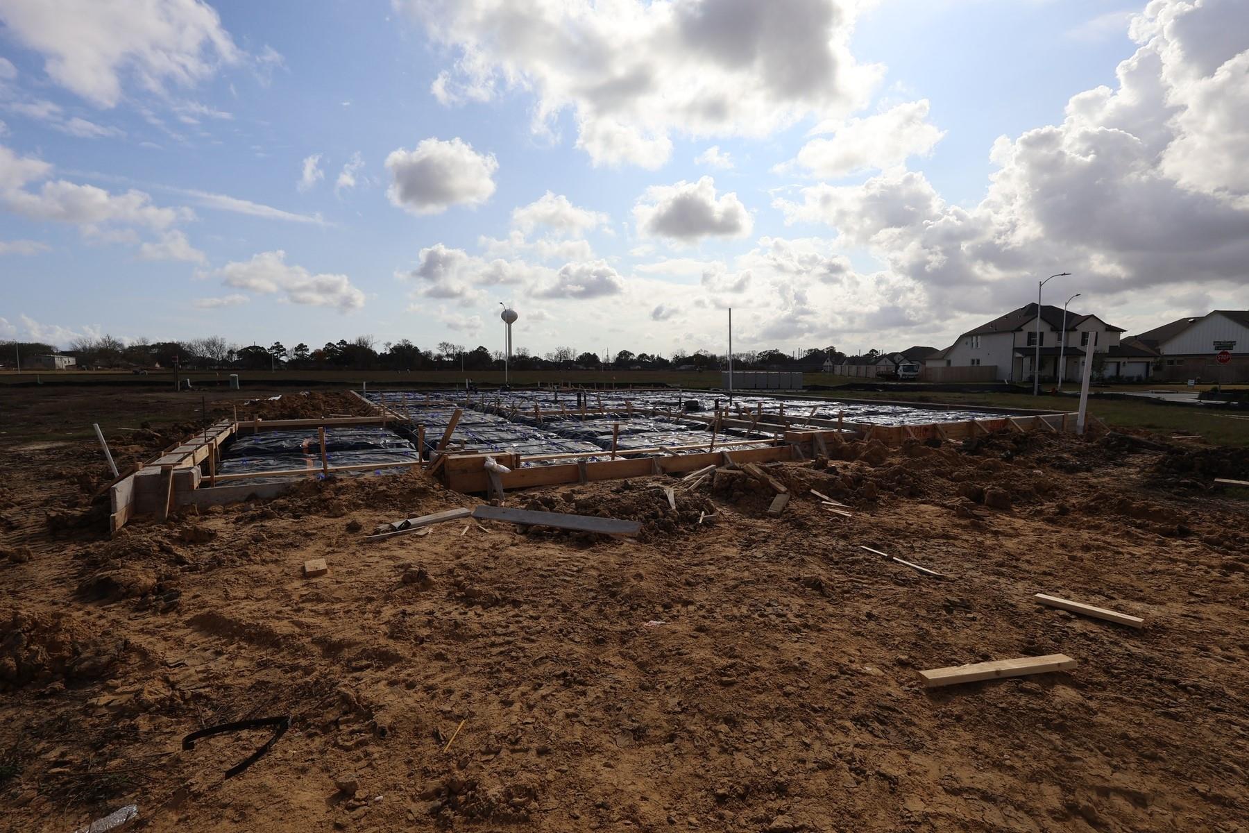 12010 Upper Meadows Avenue