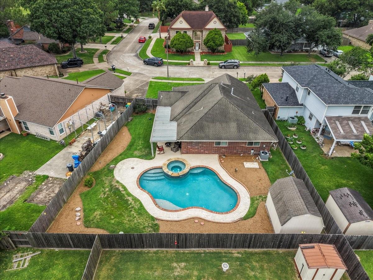 3735 Pine Cone Trail