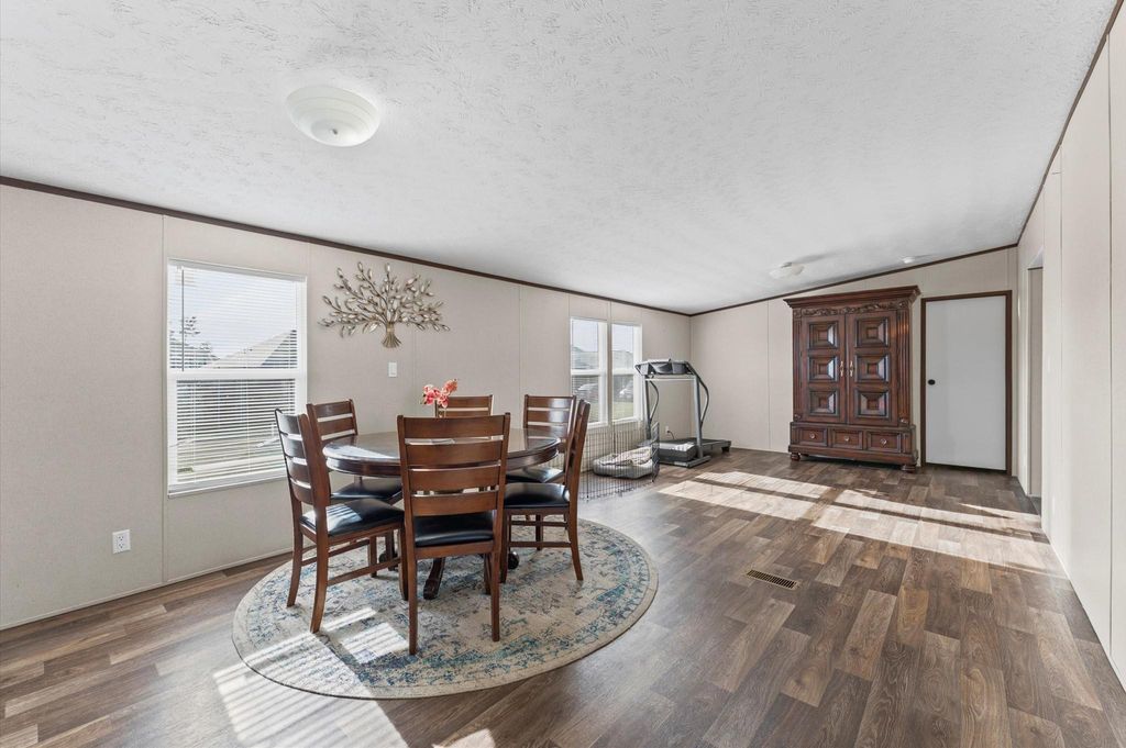 Photo of 543 Ashlawn Drive, Conroe, TX 77303 (MLS # 92555414)