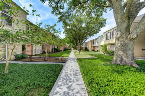 Photo of 14171 Misty Meadow Lane, Houston, TX 77079 (MLS # 56113274)
