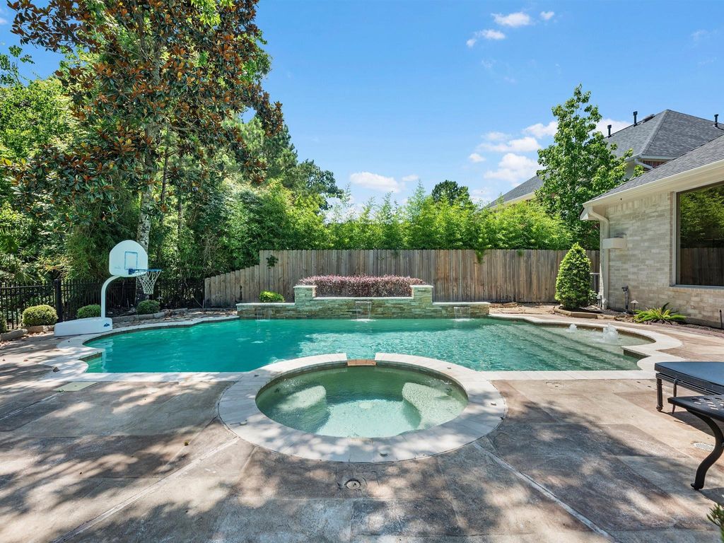 Photo of 14211 Norhill Pointe Drive, Houston, TX 77044 (MLS # 56267914)