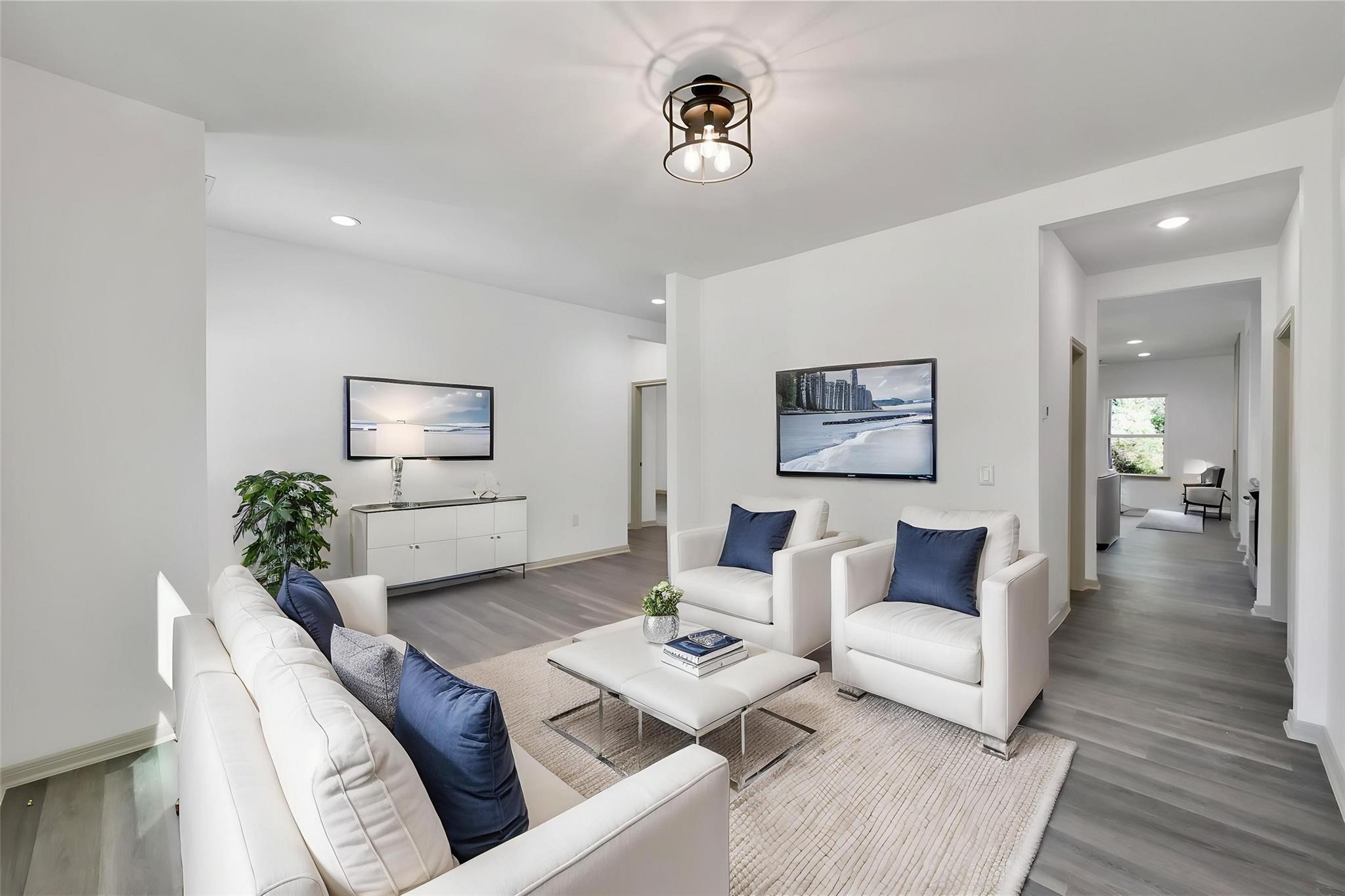 4 Hanover Ln