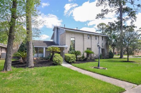 2711 Williamsburg Drive Dickinson TX 77539