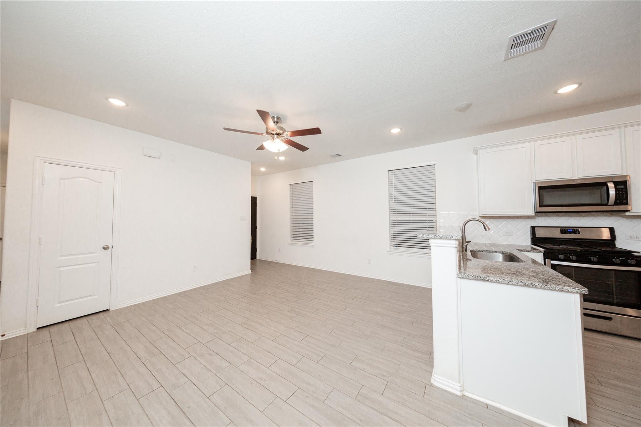 31206 Whitfield Court