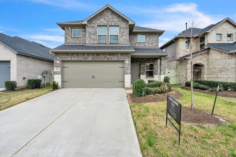 Homes For Rent - 16856 Pink Wintergreen Drive<br/> Conroe, TX 77385