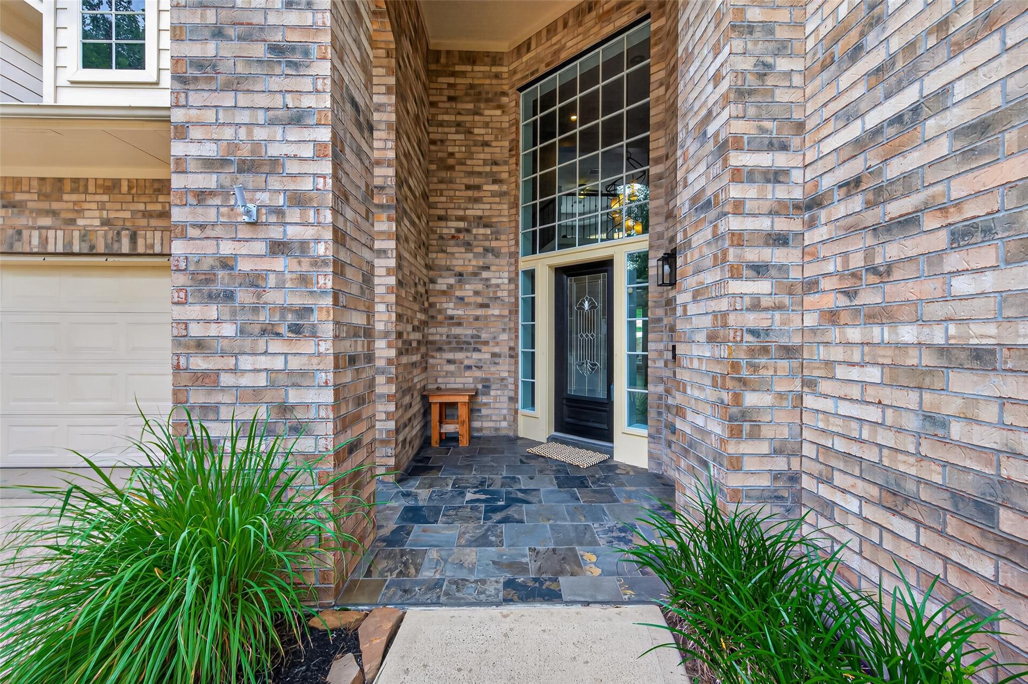 31 Sagamore Bend Place