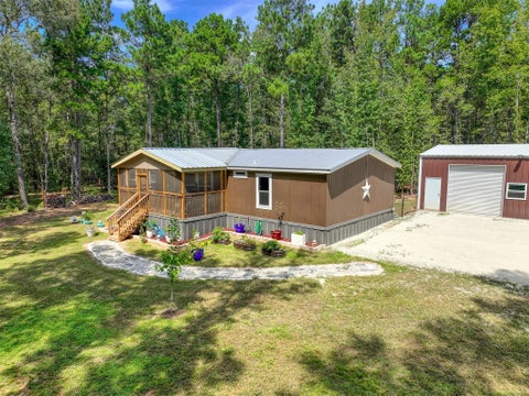 Photo of 525 County Road 1170, Kennard, TX 75847 (MLS # 88004190)