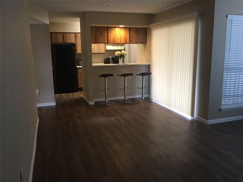 Photo of 250 El Dorado Boulevard #132, Houston, TX 77598 (MLS # 75130525)