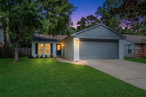 Photo of 7 Hasting Oak Court, The Woodlands, TX 77381 (MLS # 86932846)