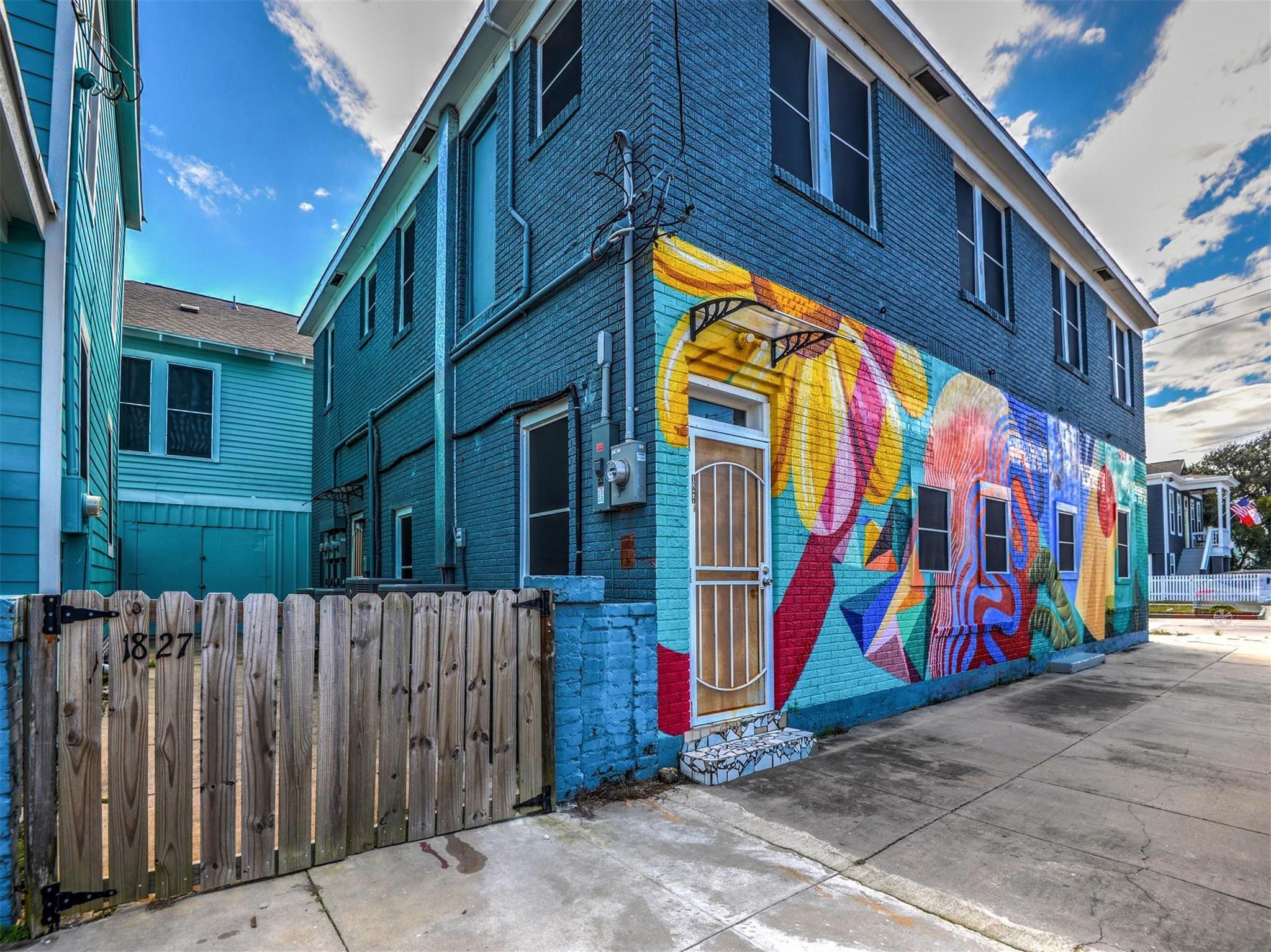 1827 Avenue O 2