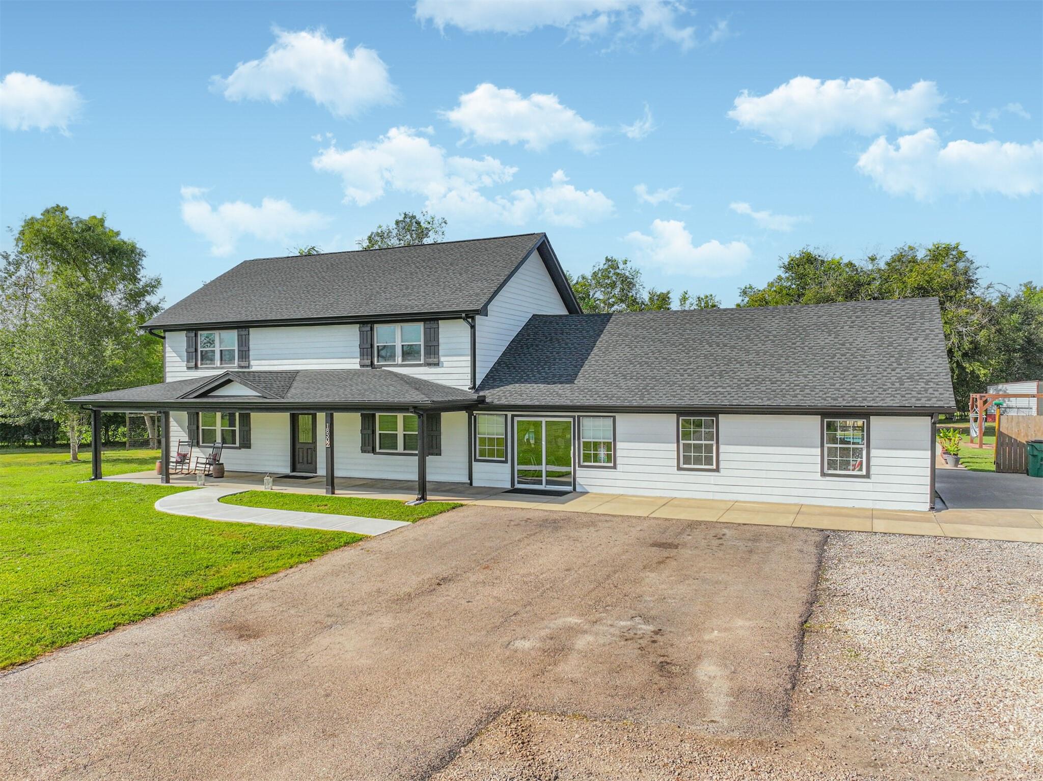 18502 Wells Court