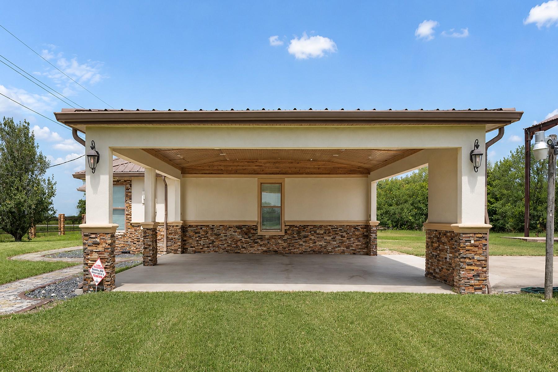2114 Penny Lake Drive