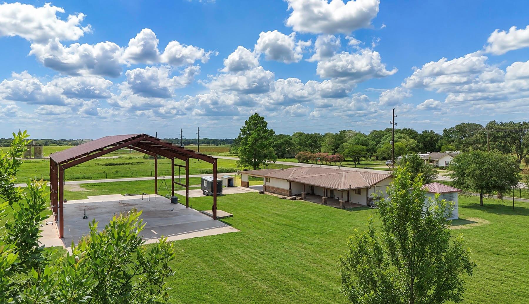 2114 Penny Lake Drive