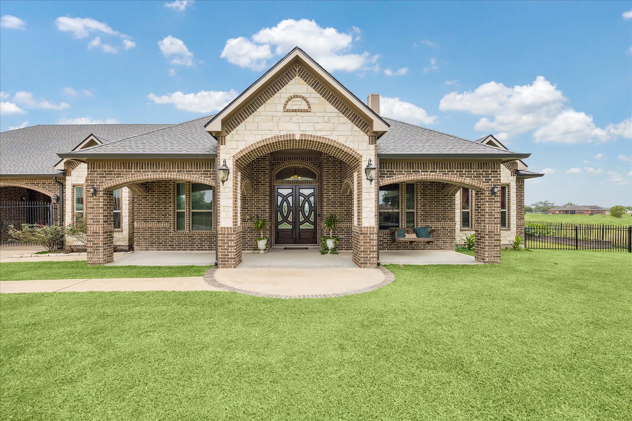 527 Lily Lane