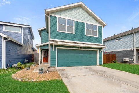 Photo of 4206 Darter Street, Houston, TX 77009 (MLS # 87456487)