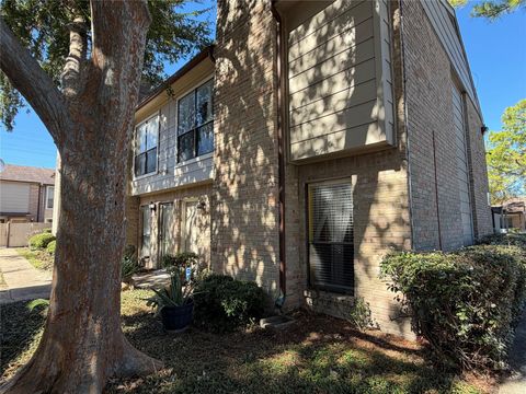 Photo of 2110 Wilcrest Drive #101, Houston, TX 77042 (MLS # 26173649)