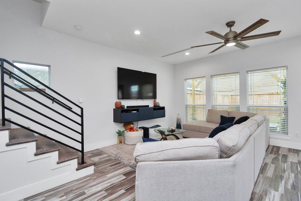 Photo of 4209 New Orleans Street #A, Houston, TX 77020 (MLS # 16428556)