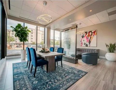 Photo of 5150 Hidalgo Street #1503, Houston, TX 77056 (MLS # 79738160)