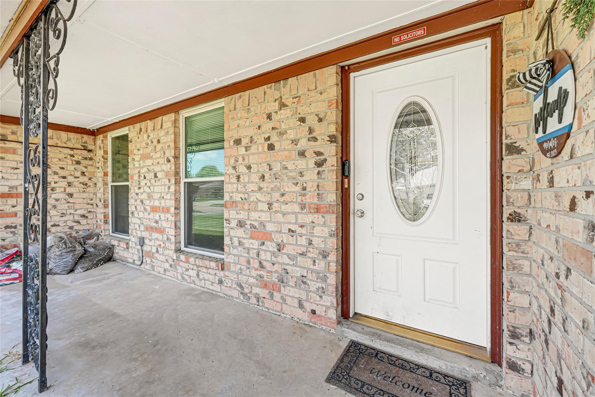 5225 Creekview Drive