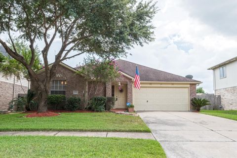 Photo of 23127 N Waterlake Drive, Richmond, TX 77406 (MLS # 33405753)