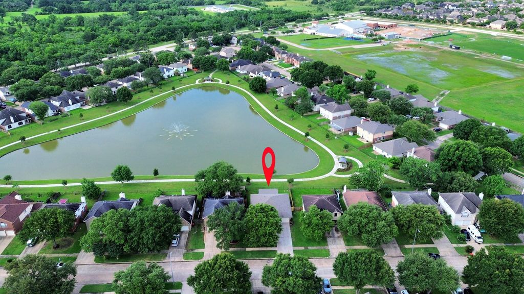 Photo of 23127 N Waterlake Drive, Richmond, TX 77406 (MLS # 33405753)