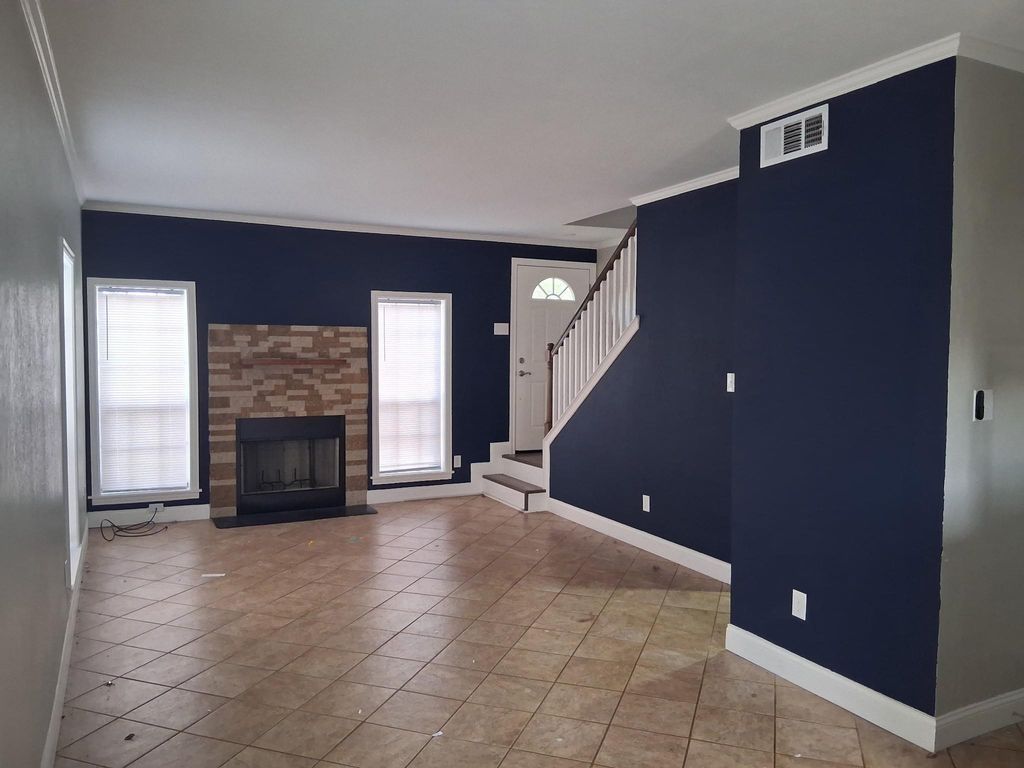 Photo of 3600 Jeanetta Street #105, Houston, TX 77063 (MLS # 76111043)