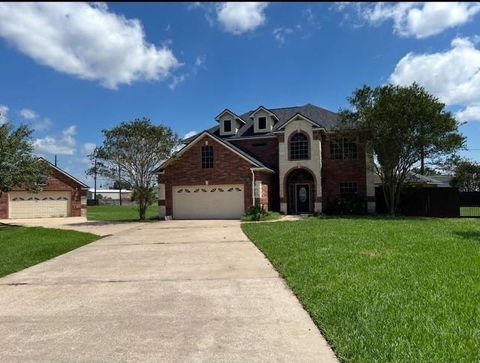 Photo of 1803 Lafayette Lane, Cove, TX 77523 (MLS # 25738100)