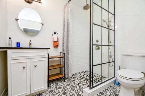 Tiny photo for 922 Chantilly Lane S, Houston, TX 77018 (MLS # 10143067)