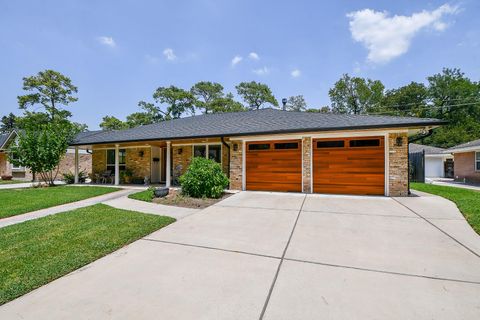 Tiny photo for 922 Chantilly Lane S, Houston, TX 77018 (MLS # 10143067)
