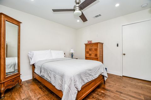 Tiny photo for 922 Chantilly Lane S, Houston, TX 77018 (MLS # 10143067)