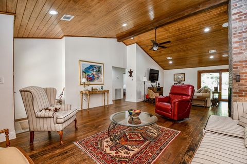 Tiny photo for 922 Chantilly Lane S, Houston, TX 77018 (MLS # 10143067)