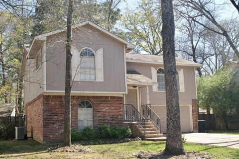 Photo of 3322 Sycamore Springs Drive, Houston, TX 77339 (MLS # 19335184)