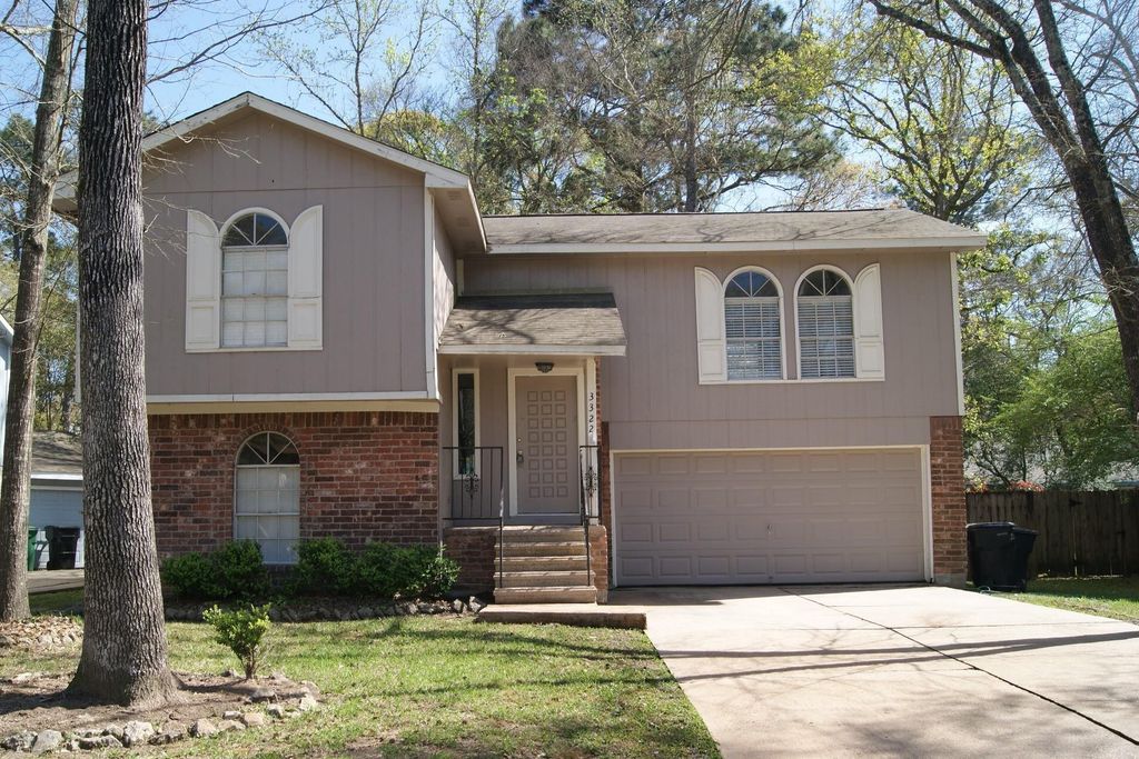 Photo of 3322 Sycamore Springs Drive, Houston, TX 77339 (MLS # 19335184)
