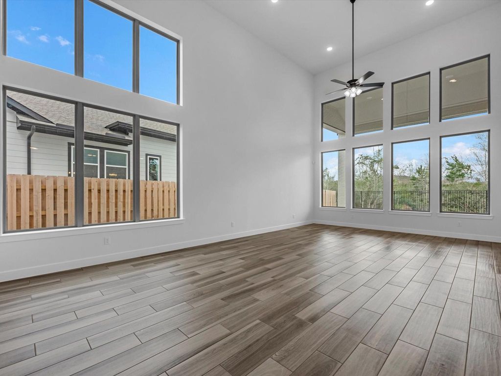 Photo of 1116 Village Falls Drive, Missouri City, TX 77459 (MLS # 3680081)