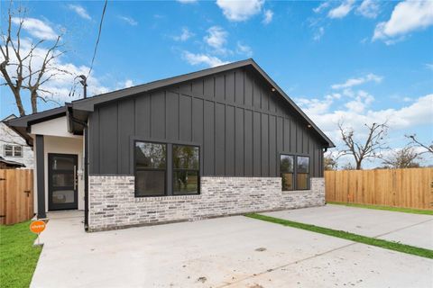 Photo of 4314 Stassen Street, Houston, TX 77051 (MLS # 64751642)