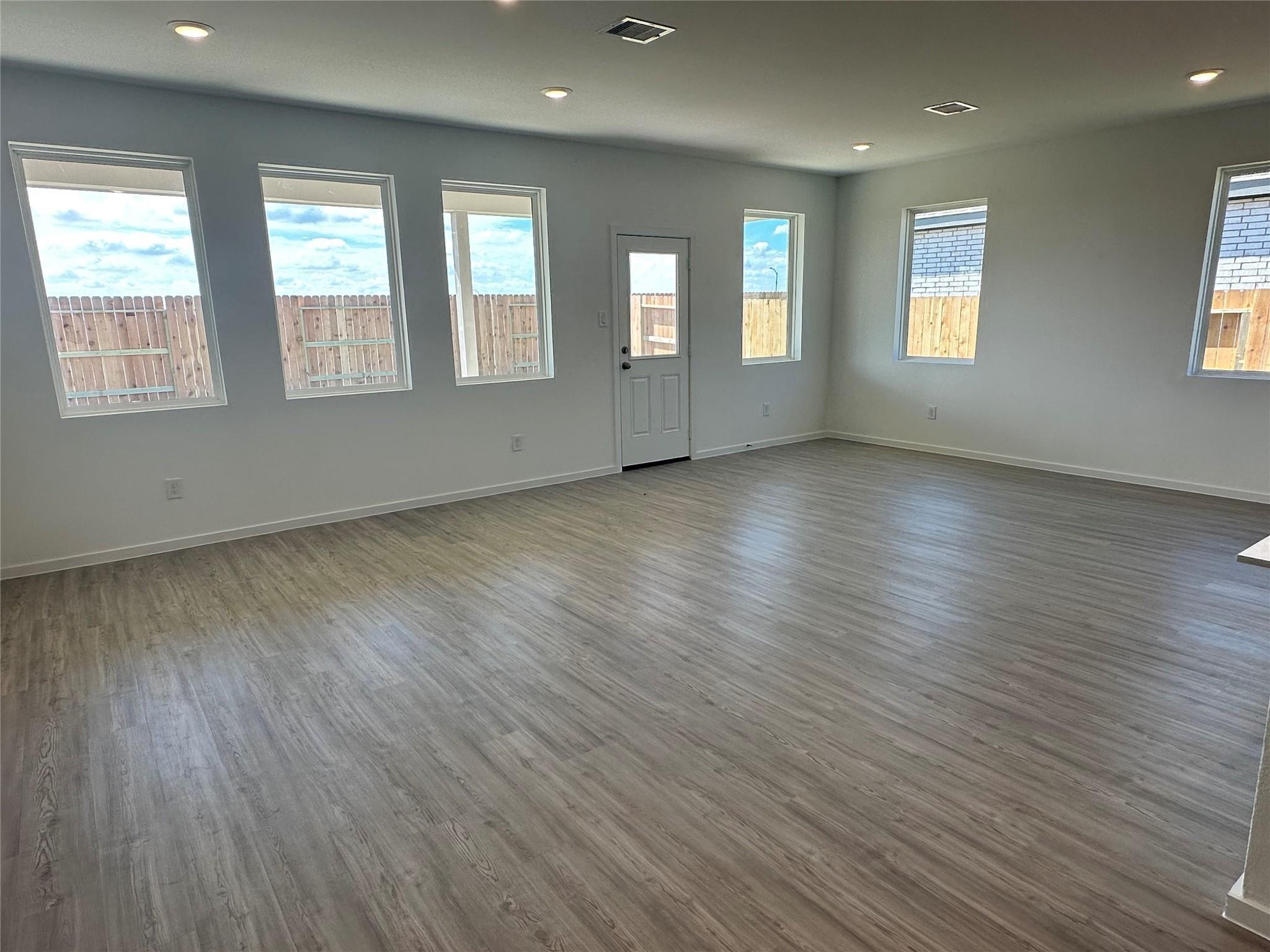 21639 Colonial Meadow Creek Trail