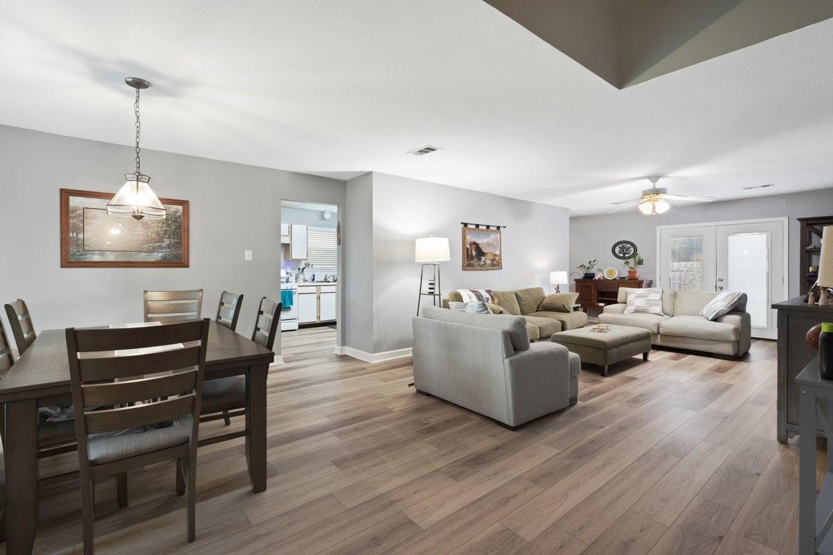 Katy, Texas 77493, United States, 4 Bedrooms Bedrooms, ,3 BathroomsBathrooms,Residential,Active,161636