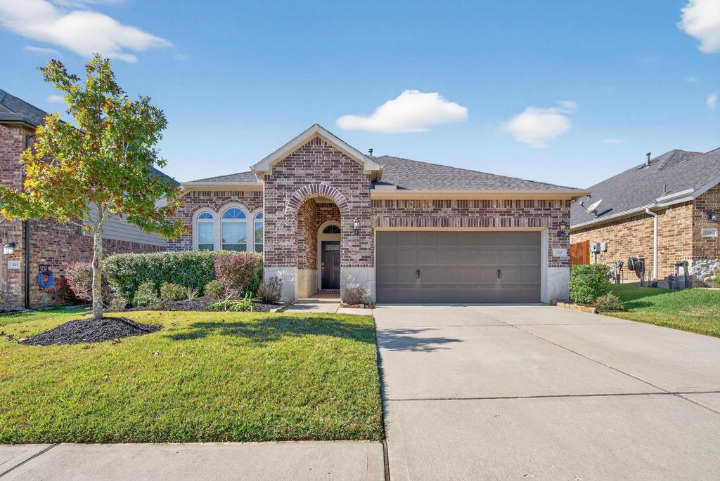 Photo of 225 Catoti Cay Court, Conroe, TX 77304 (MLS # 4007993)