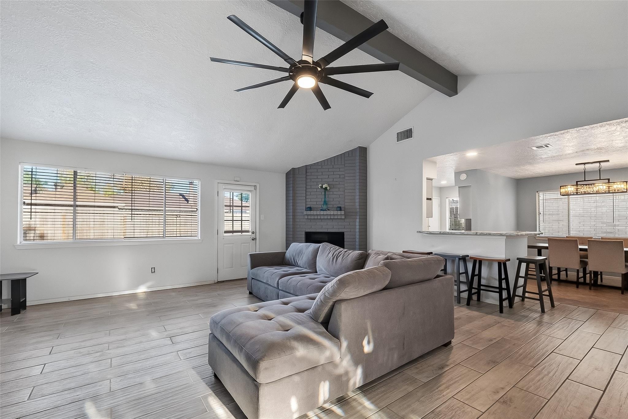 2410 Colonial Ridge Drive