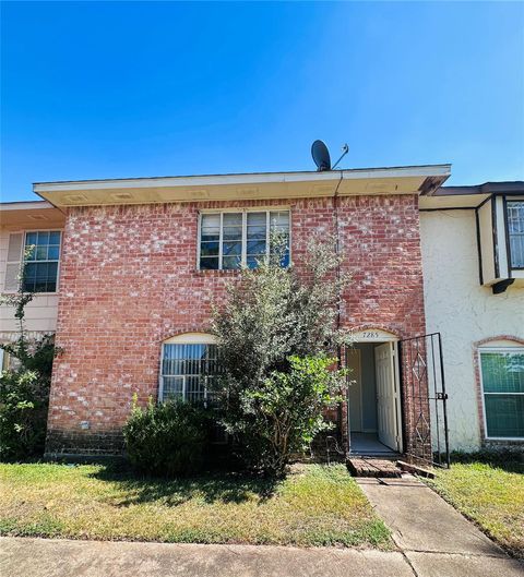 Photo of 7285 Chasewood Drive, Houston, TX 77489 (MLS # 41436168) Photo of 7285 Chasewood Drive, Houston, TX 77489 (MLS # 41436168)