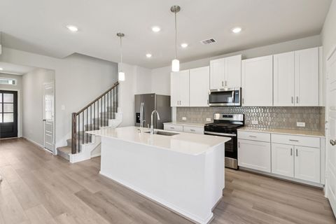 Photo of 5104 Redbud Valley Drive, Pearland, TX 77584 (MLS # 40144967)