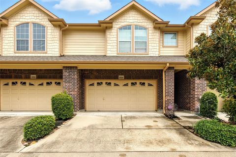 Photo of 8904 Clovermist Drive, Houston, TX 77064 (MLS # 90582696)