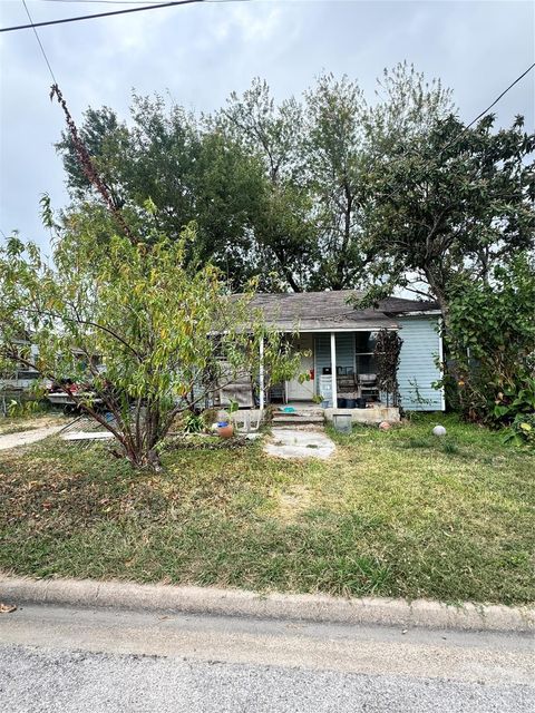 Photo of 1311 2nd Street, Galena Park, TX 77547 (MLS # 23548327)
