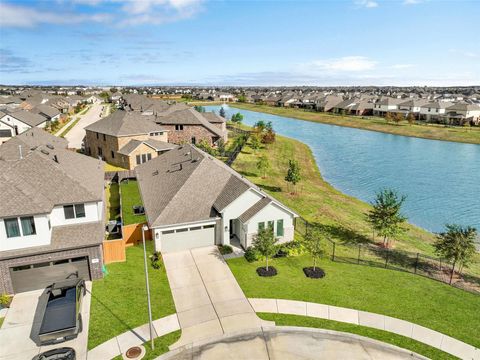 Photo of 153 Aurora Springs Drive, Katy, TX 77493 (MLS # 60292015)