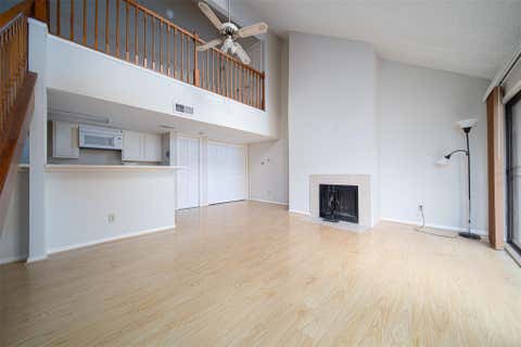 Condo For Rent - 2300 Old Spanish Trail #2095<br/> Houston, TX 77054