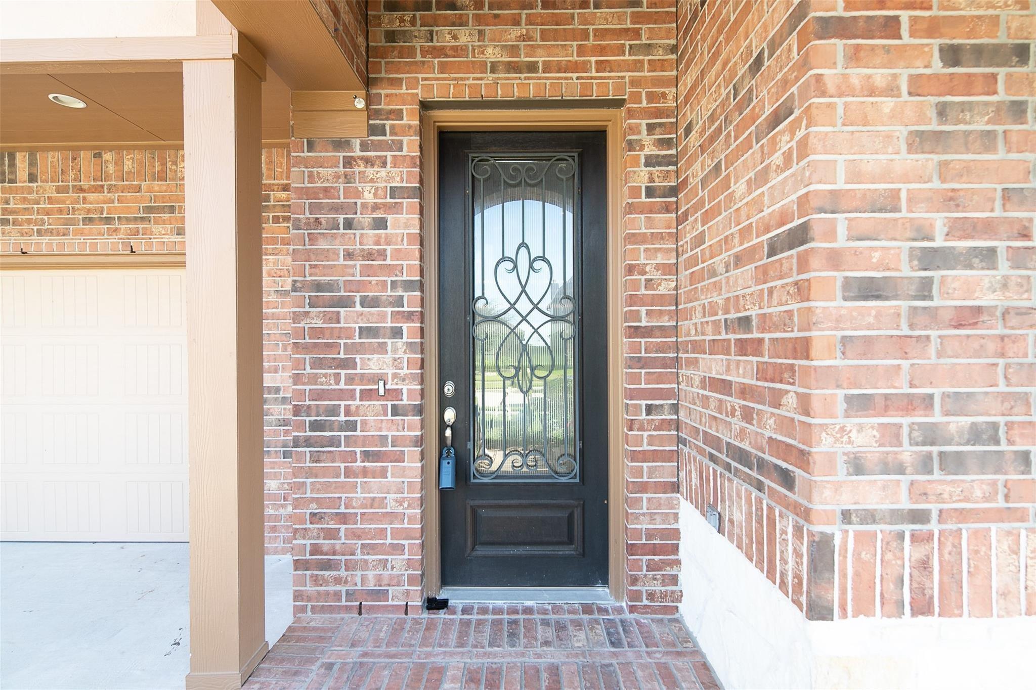 13927 Manobrook Court