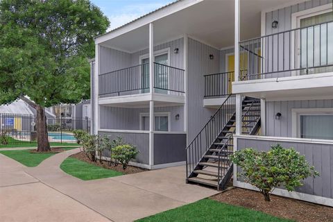 Photo of 10402 Sandpiper Drive #10-138, Houston, TX 77096 (MLS # 42232688)