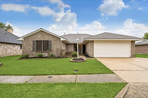 Photo of 2138 Tower Bridge Road, Pearland, TX 77581 (MLS # 33182012)