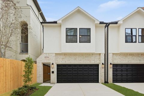 Photo of 1434 Alexander Street, Houston, TX 77008 (MLS # 71036780)